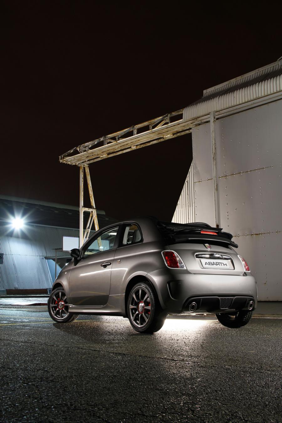  Abarth 500C 2012 года  (ZA) (фото 8 из 14)